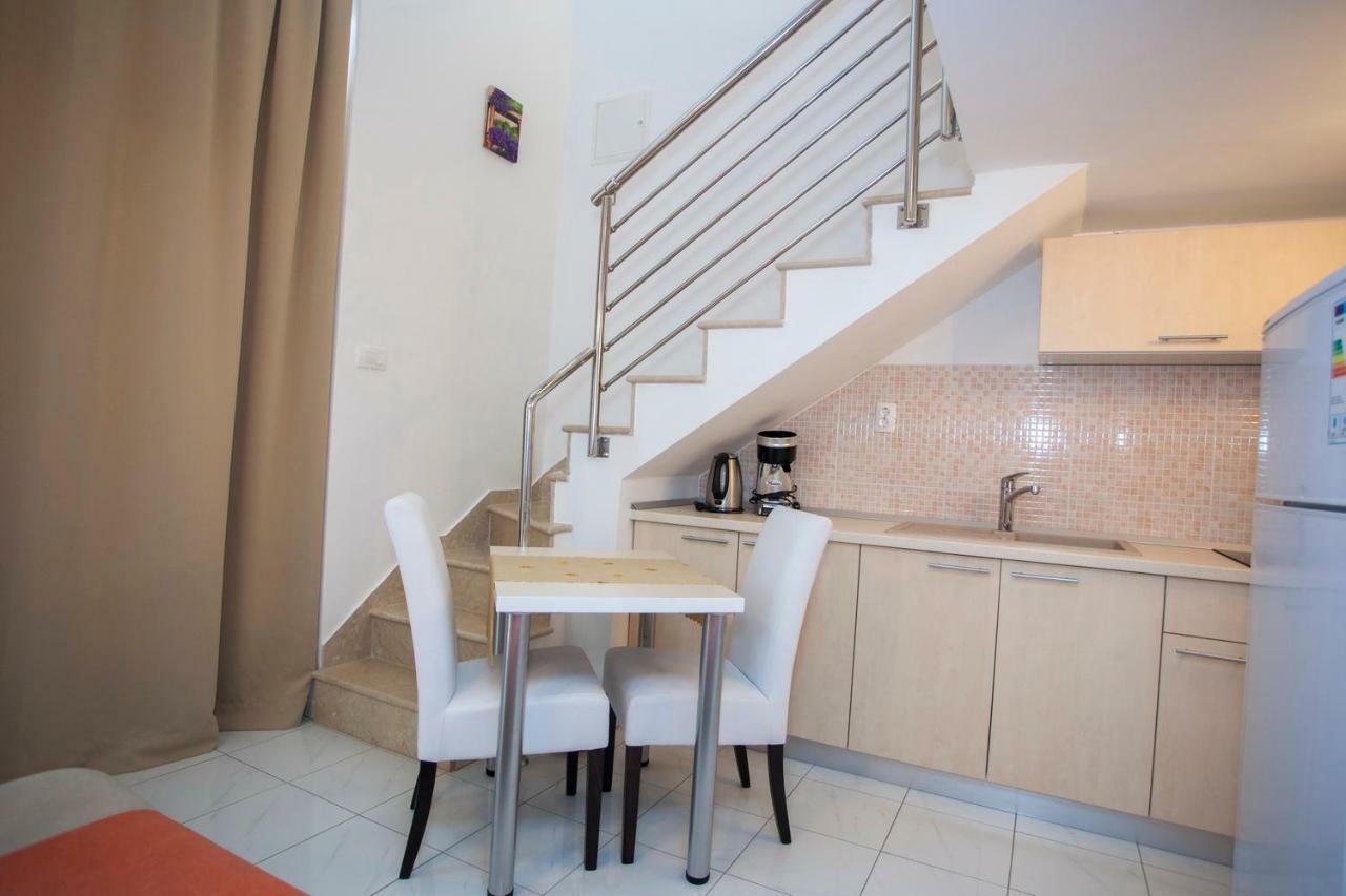 Apartments Vlado Podgora Exterior foto